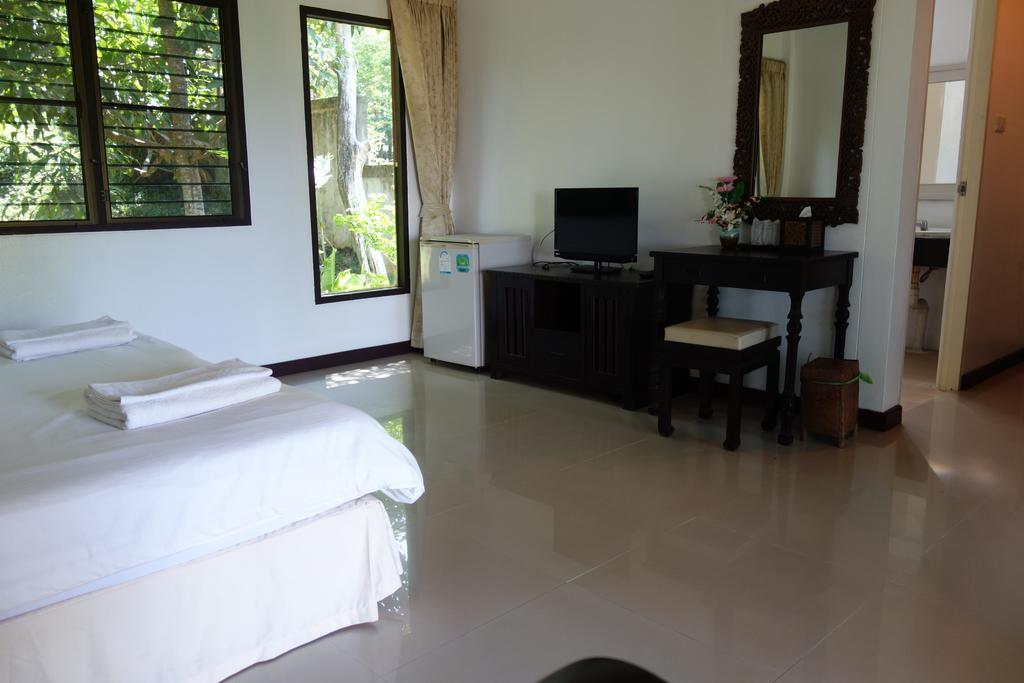 Khaolak Hillside Villa カオラック エクステリア 写真