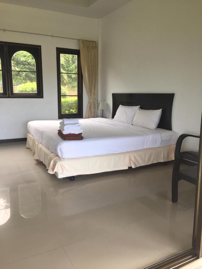 Khaolak Hillside Villa カオラック エクステリア 写真